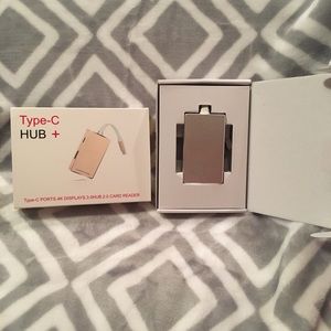 NWOT! Type-C HUB+